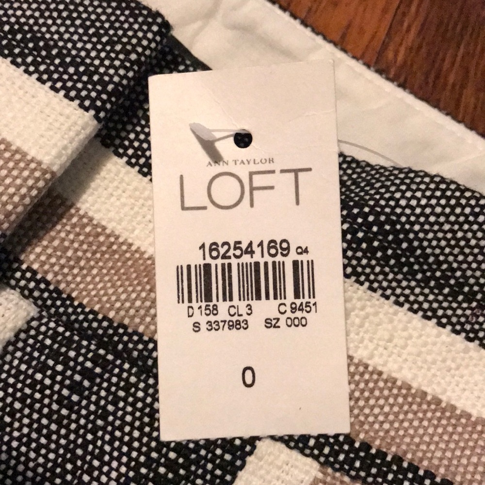New striped Loft shorts - Picture 3 of 3